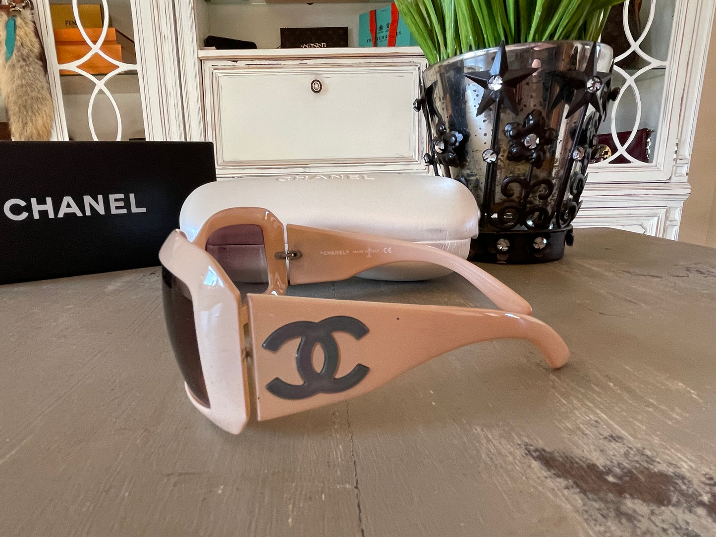 Chanel Sunglasses 5076H - Cream CC-Mother of Pearl Vintage