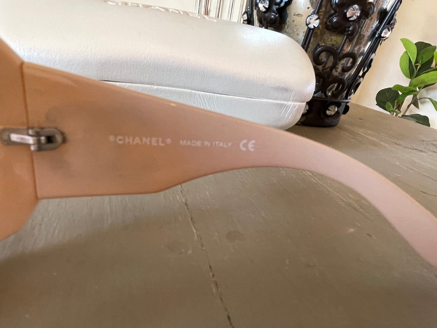 Chanel Sunglasses 5076H - Cream CC-Mother of Pearl Vintage