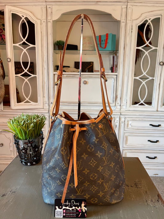 Louis Vuitton Petite Noe